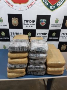 Imagem da notícia - Polícia prende 15 pessoas e apreende armas e dinheiro, no interior do Estado