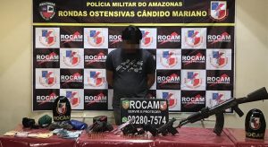 Imagem da notícia - Em Manaus, PM apreende sete armas de fogo durante patrulhamento