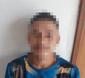 Imagem da notícia - Polícia Civil prende jovem procurado por roubos