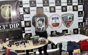 Imagem da notícia - PC prende homem por oferecer R$ 3 mil à equipe do 23º DIP