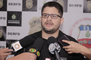 Imagem da notícia - PC prende mulher que aplicava golpes utilizando dados de clientes