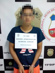 Imagem da notícia - Polícia Civil prende jovem com drogas e dinheiro no bairro Nova Esperança