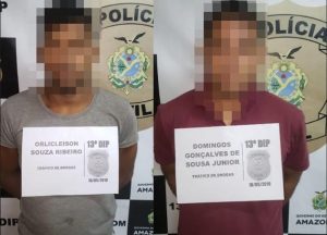 Imagem da notícia - PC prende dupla com 110 trouxinhas de oxi e balanças de precisão