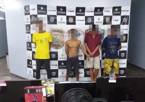 Imagem da notícia - Polícia Militar recupera objetos roubados de loja no Centro da cidade