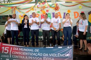 Imagem da notícia - Público da terceira idade prestigia serviços oferecidos em ação de Cidadania