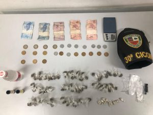 Imagem da notícia - PM prende nove pessoas e apreende quatro armas de fogo em Manaus