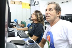Imagem da notícia - Idosos participam de curso de inclusão digital promovido pela SSP-AM 