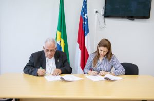 Imagem da notícia - Governo doa carros e outros bens para auxiliar na recuperação de dependentes químicos