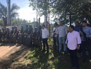 Imagem da notícia - Polícias liberam acesso a distribuidoras após protestos de motoristas de aplicativos