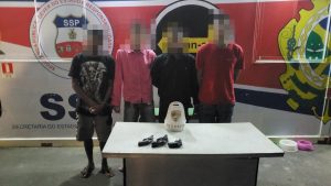 Imagem da notícia - Em Manaus, PM prende 17 pessoas e quatro armas de fogo