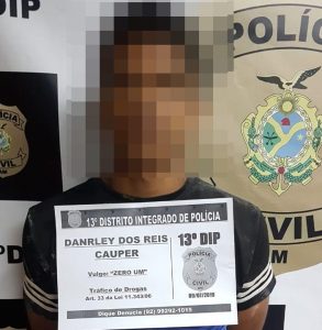 Imagem da notícia - PC prende jovem com drogas, rádio comunicador e balanças de precisão