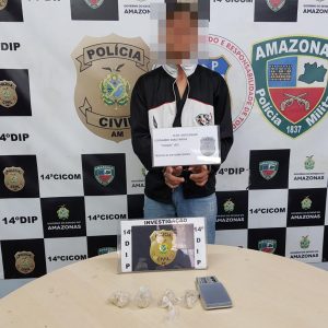 Imagem da notícia - PC prende jovem com porções de oxi e balança de precisão