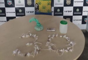 Imagem da notícia - Polícia Militar detém suspeito com drogas no Jorge Teixeira