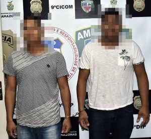 Imagem da notícia - Polícia Civil prende dupla procurada por roubo cometido neste mês