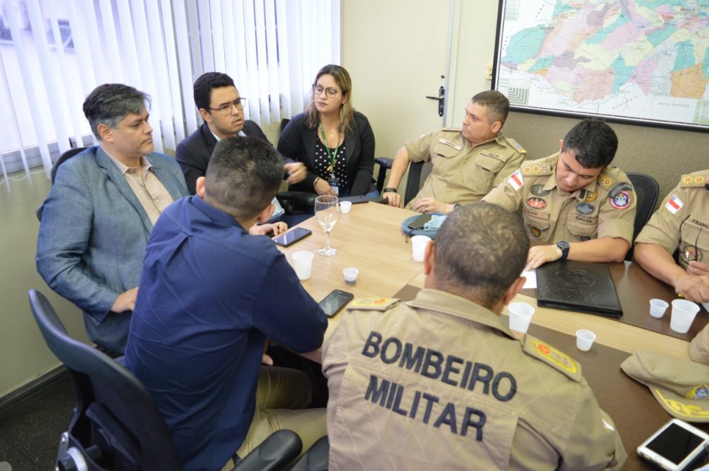 Reunião entre Susam e CBMAM