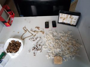 Imagem da notícia - Polícia Civil e Militar detém traficante com drogas em Juruá