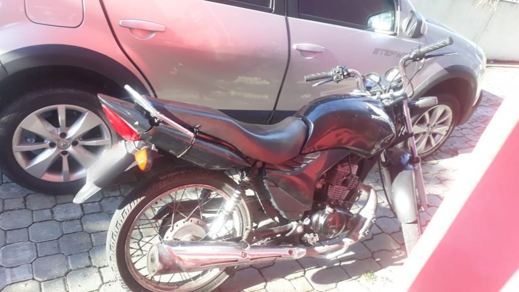 Material apreendido. 