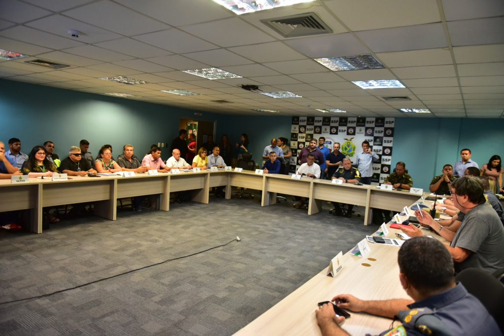 Coletiva com os representantes das secretarias de Segurança Pública (SSP-AM), de Juventude, Esporte e Lazer (Sejel