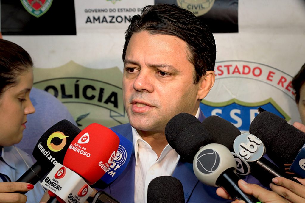 Homem procurado por latrocínio e roubo em embarcações é preso