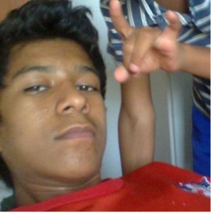 Imagem da notícia - Polícia Civil pede apoio para localizar jovem desaparecido