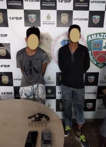 Imagem da notícia - PM detém homens que praticavam assaltos utilizando uma pick-up