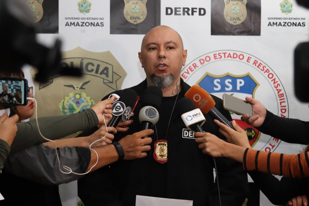 Golpe com veículos
