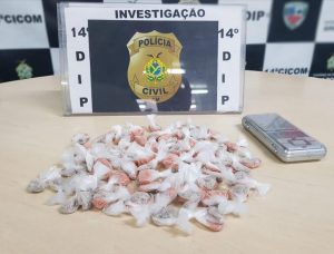 Imagem da notícia - Polícia Civil prende homem com 124 porções de cocaína