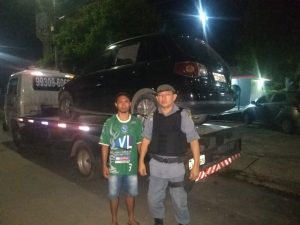 Imagem da notícia - Polícia Militar recupera veículo com restrição de roubo na zona leste