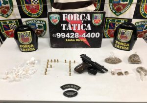 Imagem da notícia - PM detêm jovem com arma de fogo e drogas em Educandos