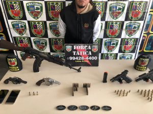Imagem da notícia - PM prende 18 pessoas e apreende mais de 10 armas de fogo, em Manaus