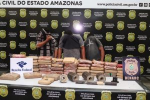 Imagem da notícia - PC apreende cerca de 50 kg de drogas e prende três homens
