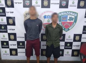 Imagem da notícia - Polícia Militar detém dupla em motocicleta com restrição de roubo