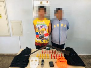 Imagem da notícia - Polícia Civil prende dupla com arma de fogo e diversas munições