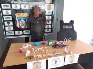 Imagem da notícia - Polícia Civil prende homem por tráfico de drogas em Itacoatiara