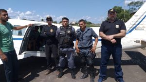 Imagem da notícia - PC realiza transferência de adolescentes de Pauini para capital