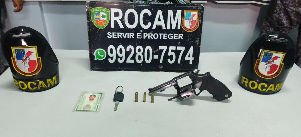 Rocam detêm suspeito de porte ilegal de arma e adulteração de veículo