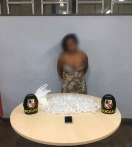 Imagem da notícia - Polícia Militar detém mulher por tráfico de entorpecentes na zona leste