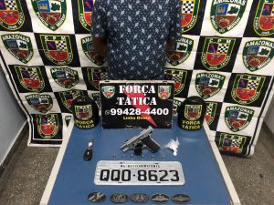 Imagem da notícia - PM detém suspeito de porte ilegal de arma de fogo e tráfico