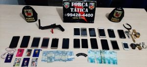 Imagem da notícia - PM detém suspeitos de roubo e porte ilegal de arma de fogo