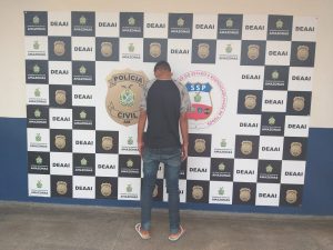 Imagem da notícia - Polícia Civil cumpre mandado de busca e apreensão de adolescente