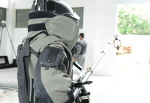 Imagem da notícia - Polícia Militar, por meio do Grupamento Marte, desativa artefato explosivo encontrado no estacionamento do 28 de Agosto