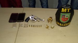 Imagem da notícia - PM apreende adolescentes com drogas e arma de fogo no Coroado