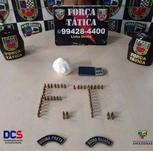 Imagem da notícia - PM detém rapaz com drogas e munições intactas no São José