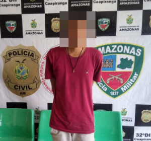 Imagem da notícia - PC e PM prendem estudante de mestrado por tráfico de drogas