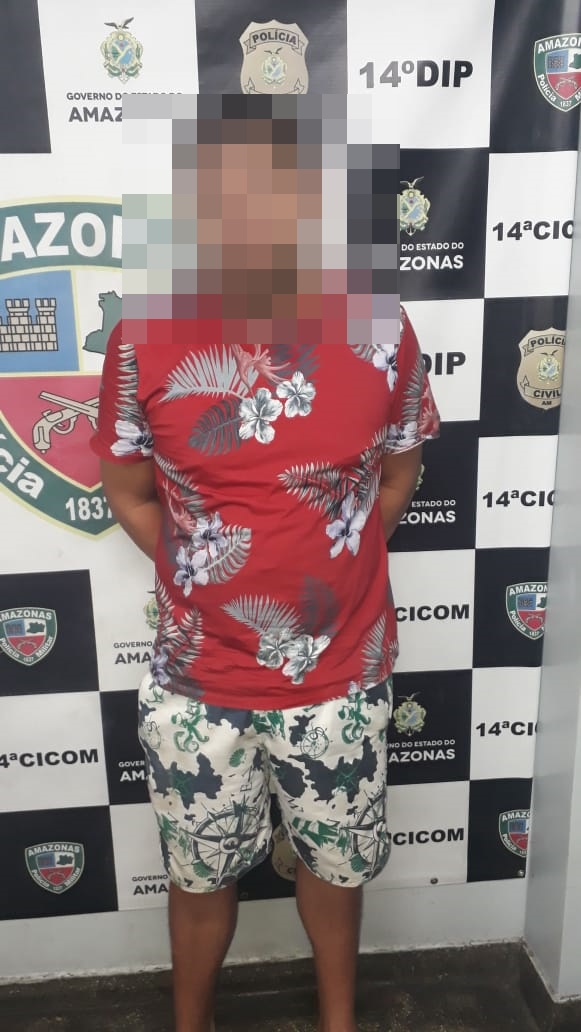 Dez pessoas são presas e três adolescentes são apreendidos pela PM.