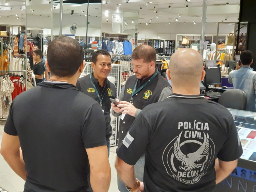 Em Manaus, PC deflagra operação em shoppings e centros comerciais.