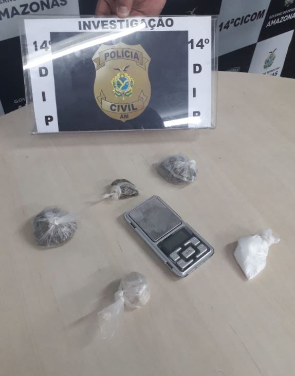 Material apreendido.