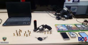 Imagem da notícia - PM detém dupla suspeita de assalto e receptação na zona oeste