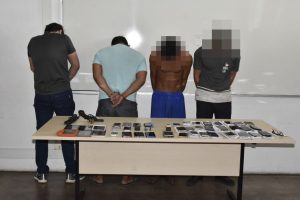 Imagem da notícia - Quatro pessoas são presas durante operação realizada em Manaus