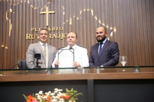 Imagem da notícia - Comandante-geral da Polícia Militar do Amazonas é homenageado
